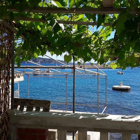 Anka'S Beach Komiza Ngoại thất bức ảnh