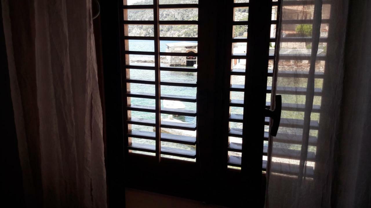Anka'S Beach Komiza Ngoại thất bức ảnh